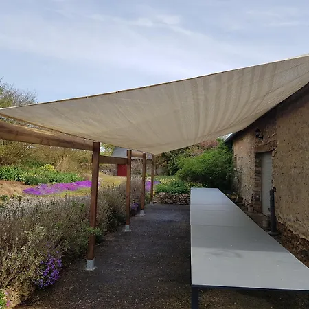 - Le Domaine Des Hallais