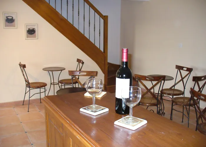 - Le Domaine Des Hallais Saint-Pierre-Sur-Erve